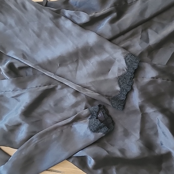 3 Piece Intimates/ Sleepwear Set By Apt. 9 - Picture 5 of 16